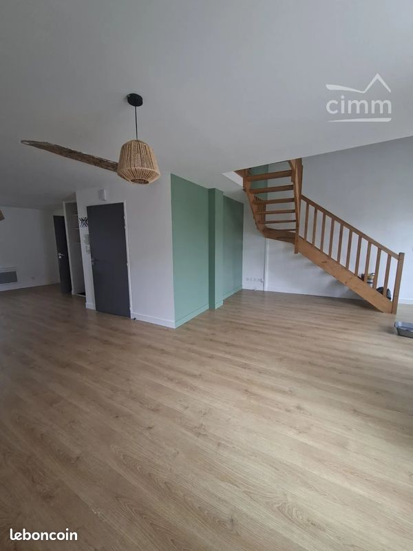 Appartement 3 pièces 73 m² · à Laplume · 73 m² · 613 €/mois