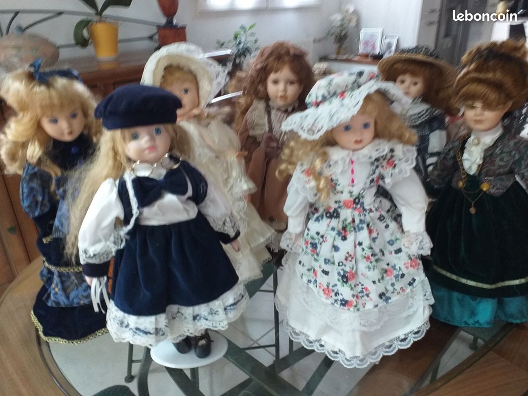 Lot poupées de collection (image 1)