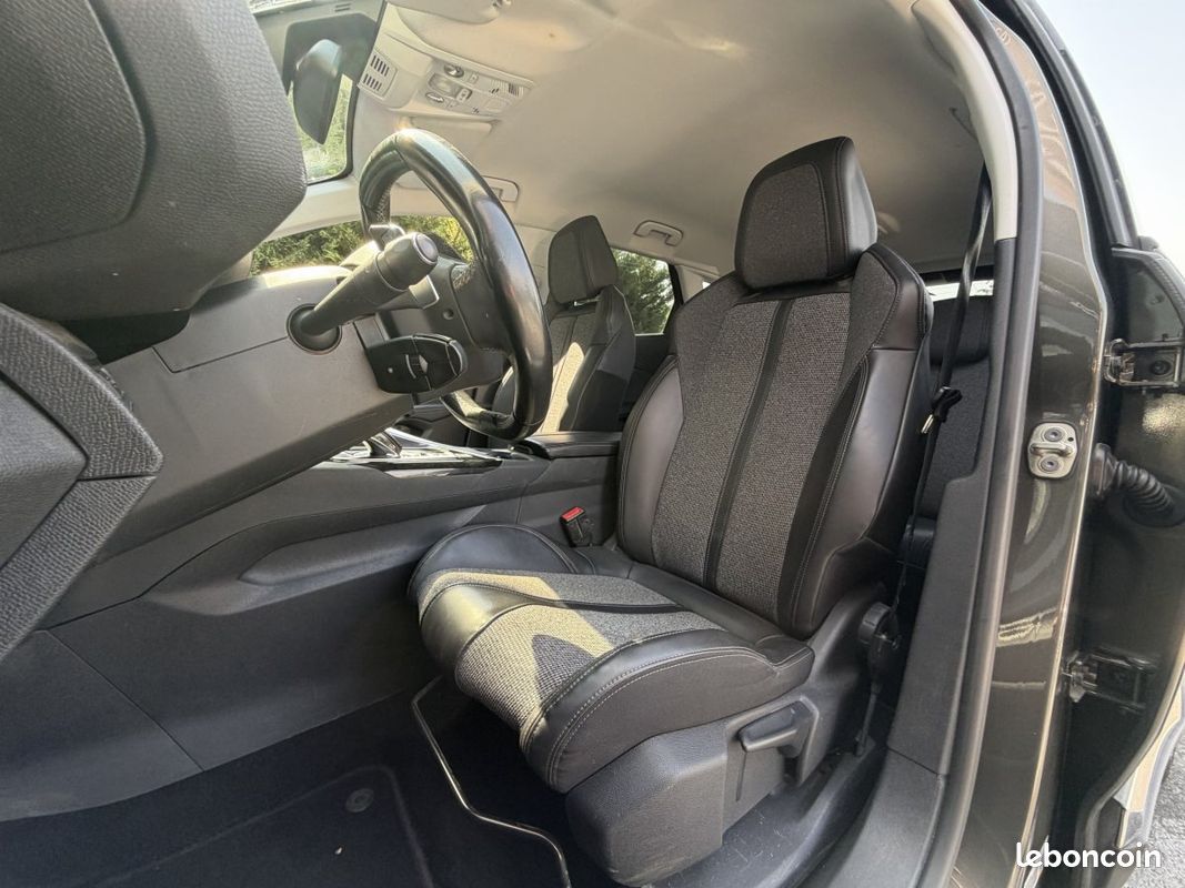 Peugeot 3008 (2) BlueHDi 130 EAT8 ALLURE (image 10)