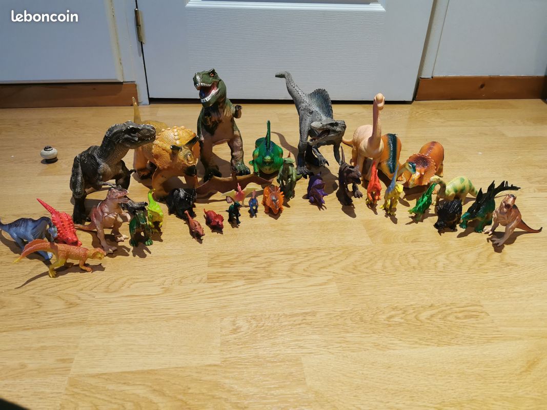 Lot de Dinosaures (image 1)