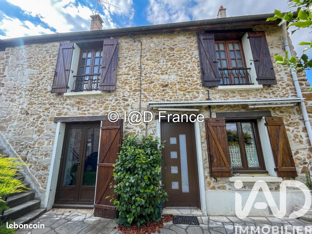 Maison 8 pièces 165 m² · à Leuville-sur-Orge · 165 m² · 349 000 €