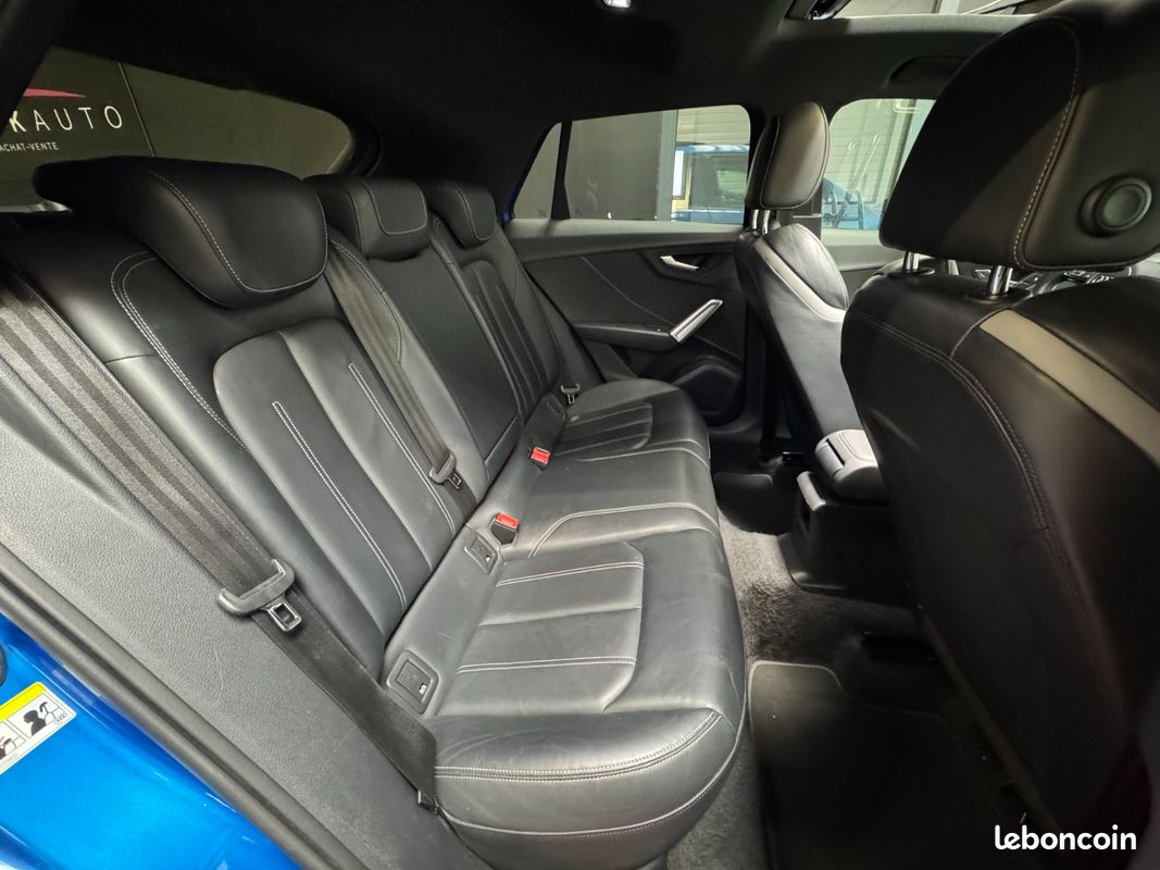 AUDI Q2 40 TFSI 190 S tronic 7 Quattro S Line + CARPLAY + TOIT OUVRANT + AFFICHAGE TETE HAUTE + SIÈGES CHAU (image 13)