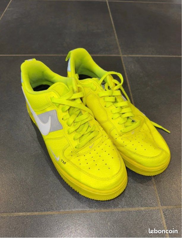 Basket Nike Air force one LV8 utility Chaussures