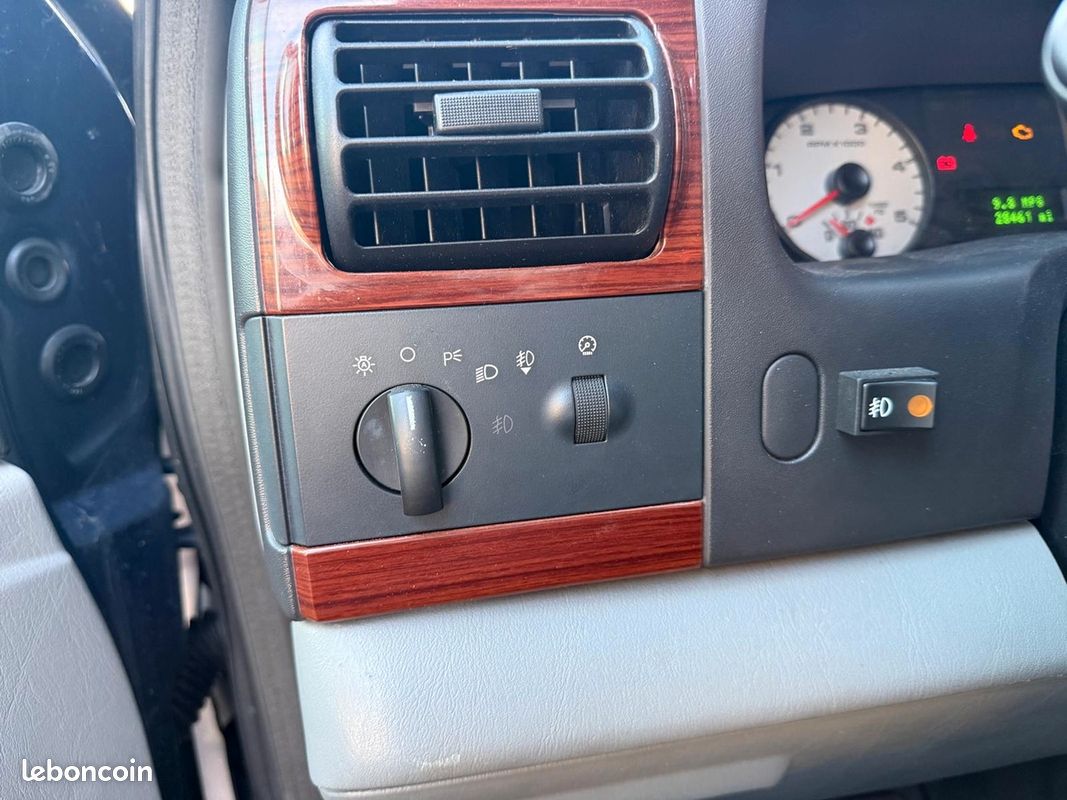 Ford F250 Lariat - V8 6.0 Diesel - TVA Récupérable (image 18)