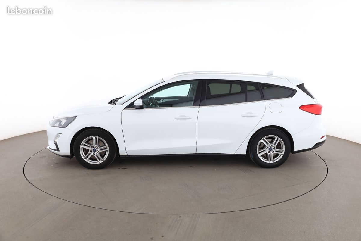 Ford Focus SW 1.0 EcoBoost Trend Business (image 11)