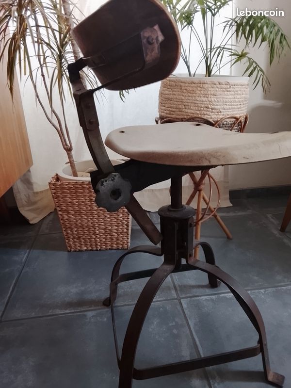 Authentique chaise d atelier " Benaise " (image 3)