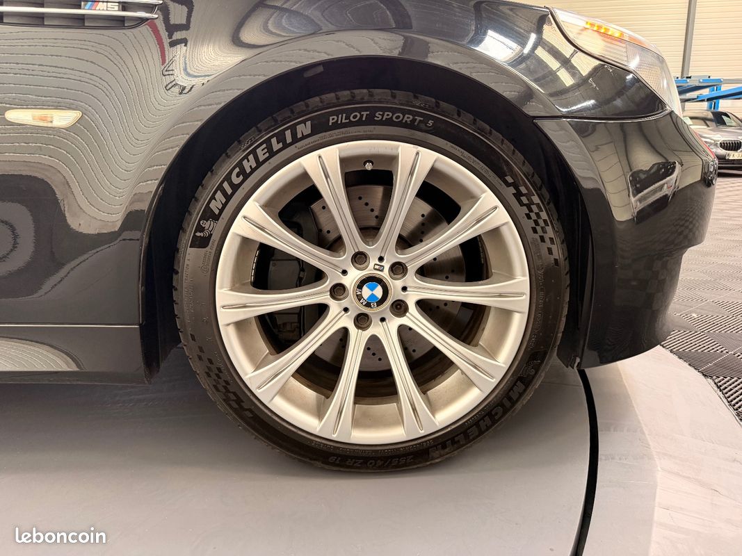 Bmw m5 e60 v10 - sieges chauffants av/ar - sieges av electriques - ciel de toit alcantara- toit ouvrant - g (image 29)