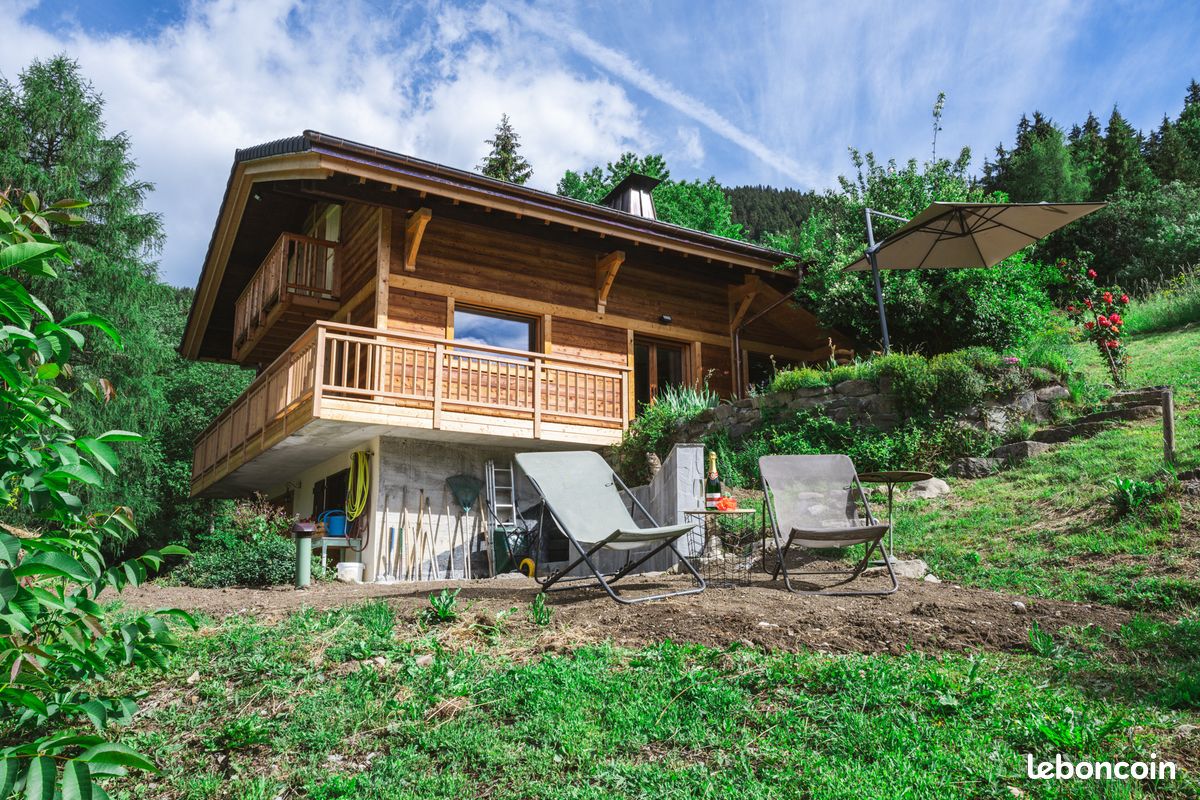 Maison 3 pièces 146 m² · à Manigod · 146 m² · 840 000 €