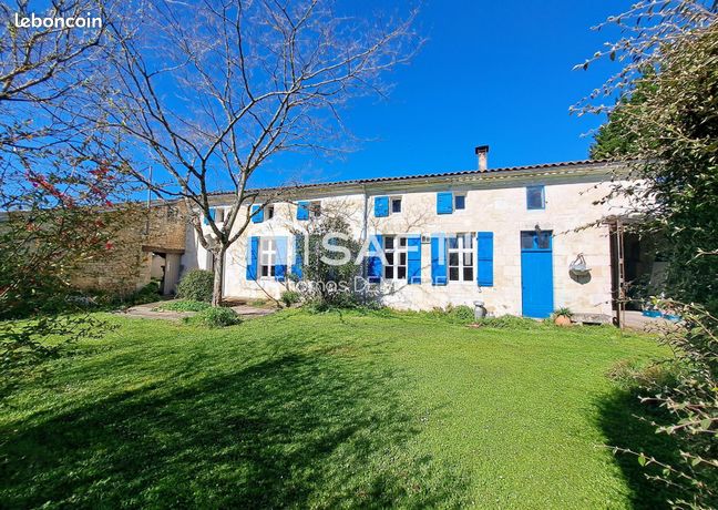 Propriété 7 pièces 219 m²
