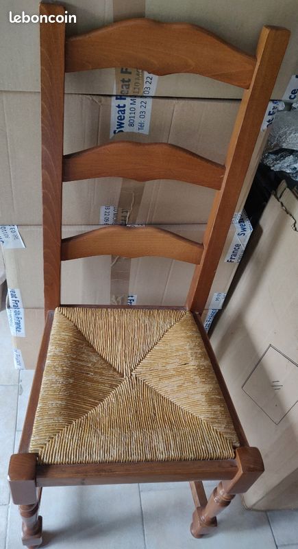 2 chaises bois et paille ,differentes :urgent (image 7)