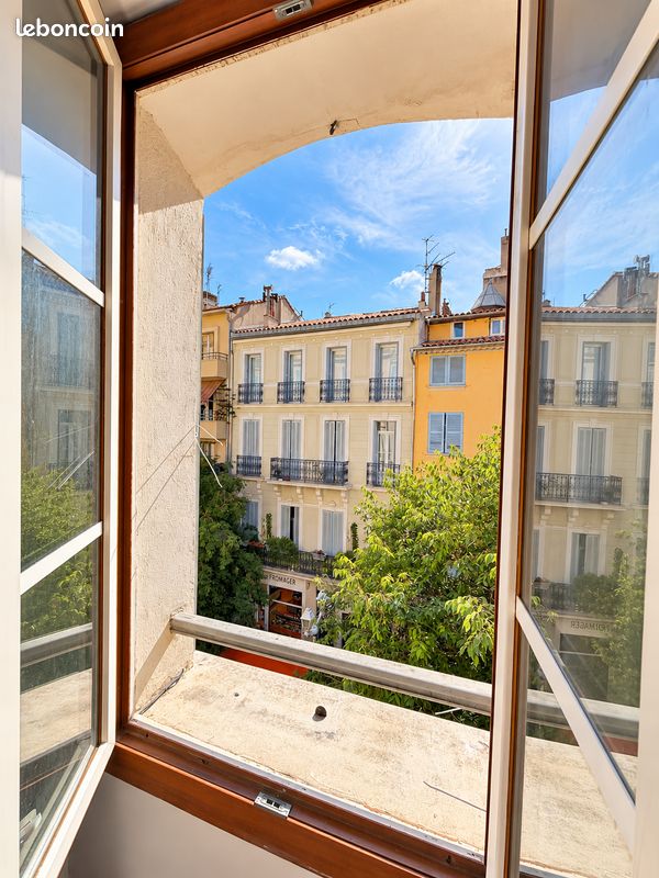 Appartement 1 pièce 24 m² · à Toulon · 24 m² · 98 000 €