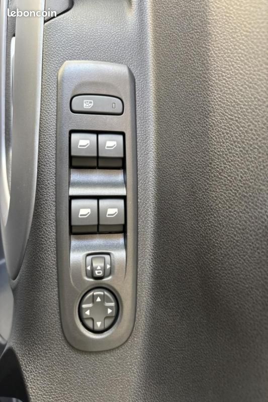 Citroën Berlingo BLUEHDI 130 EAT8 MAX 5PL N1 -13% (image 12)
