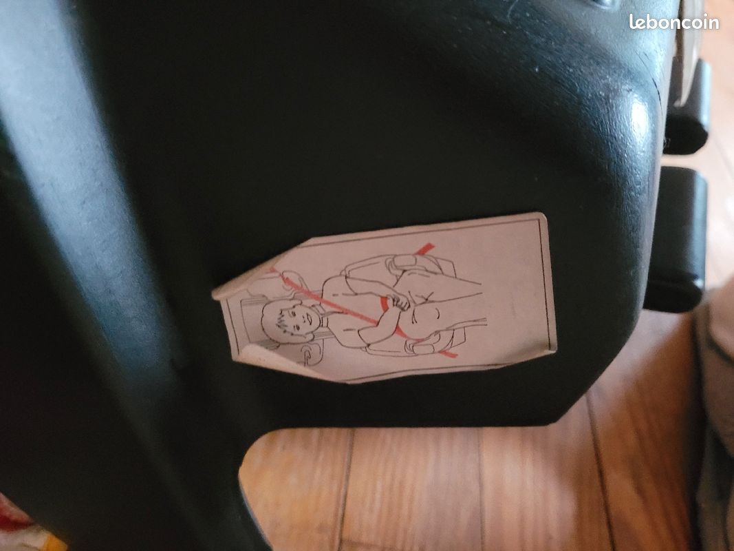Rehausseur siège auto (image 3)
