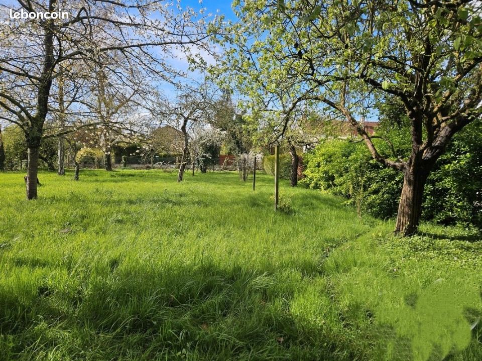 Terrain 497 m² · à Saint-Leu-la-Forêt · 240 000 €