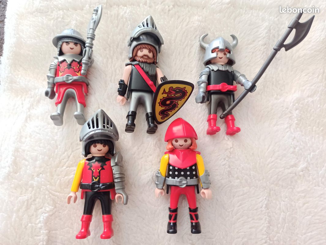 Lot n°1 de 5 personnages PLAYMOBIL VINTAGE MÉDIÉVAL MOYEN AGE CHEVALIERS (image 1)