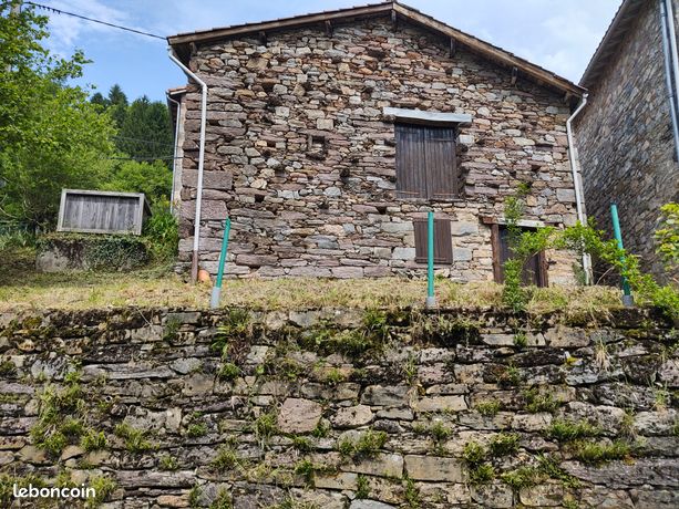 Grange / garage en pierre avec CU et jardin Ariège
