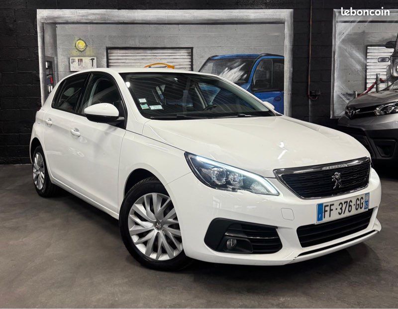 Peugeot 308 1.5 HDI 100ch 2 places Premium Pack 04/02019 (image 2)