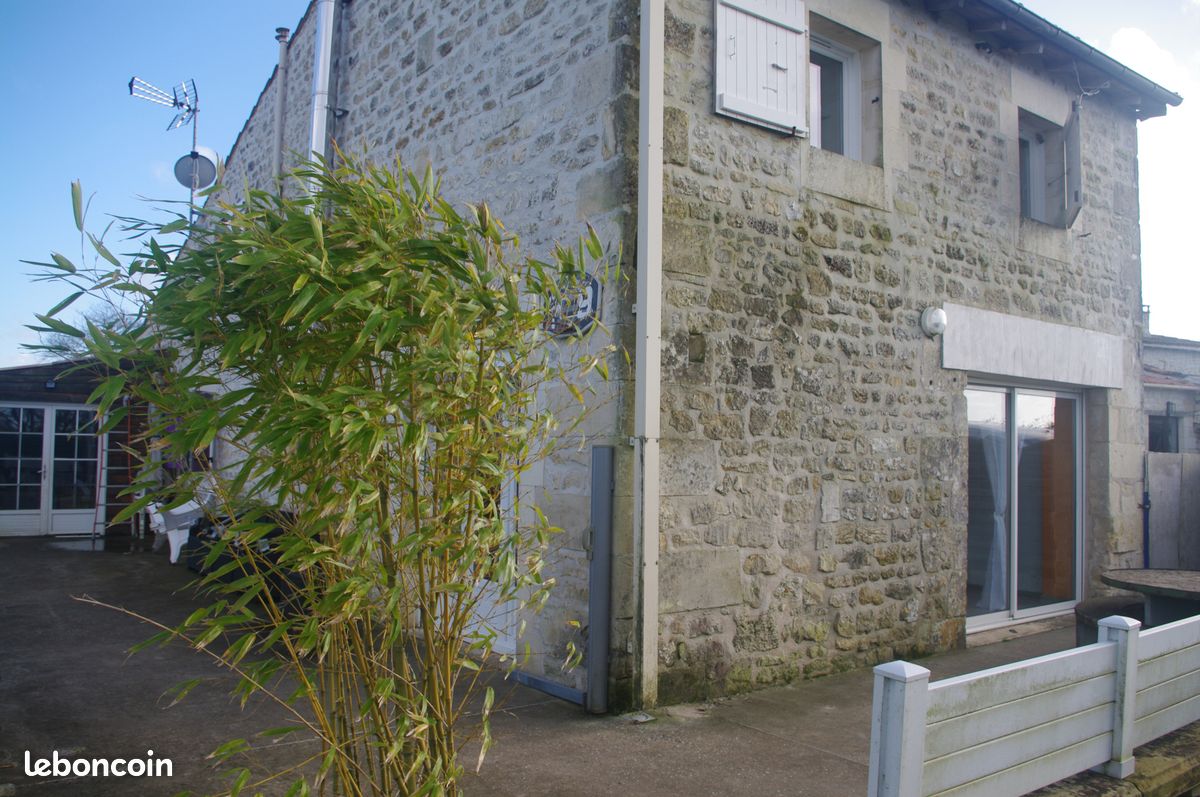 Maison 4 pièces 120 m² · à Rétaud · 120 m² · 1 200 €/mois