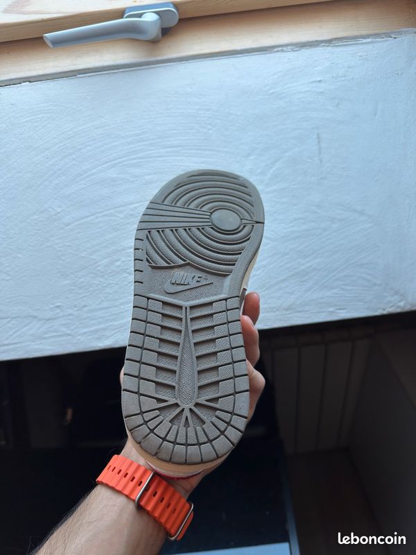 Nike Jordan 1 (image 5)