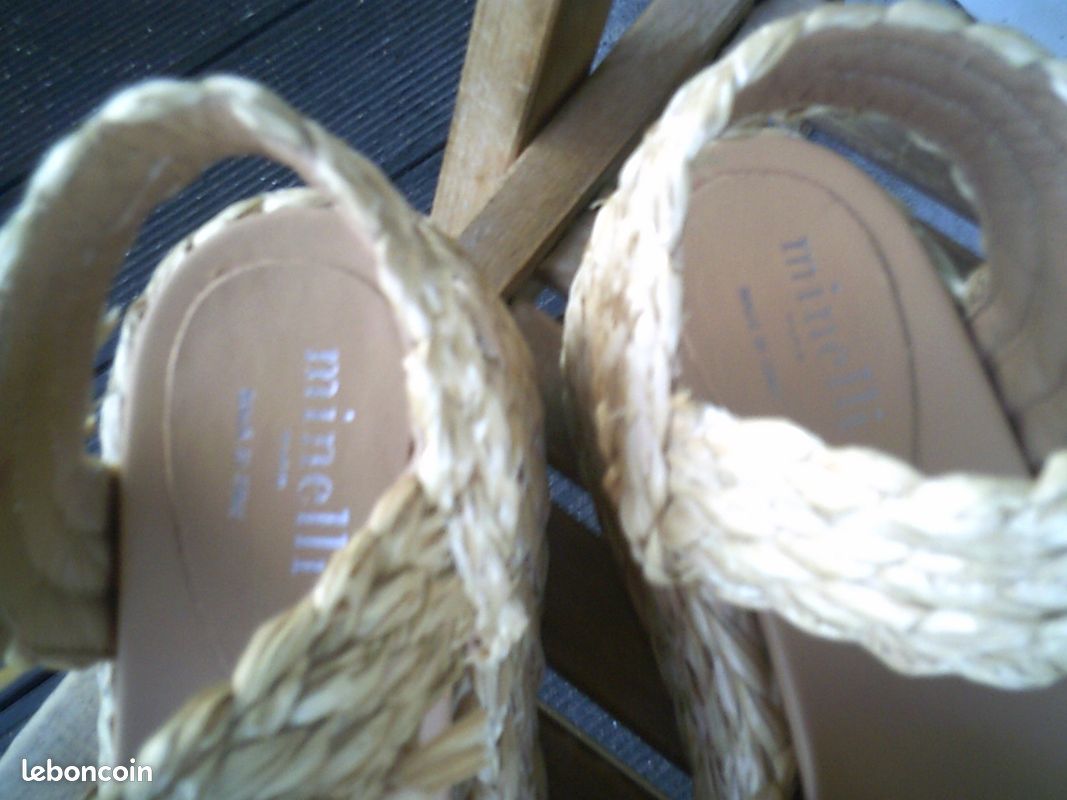 Sandales compensées en cuir Minelli (image 17)