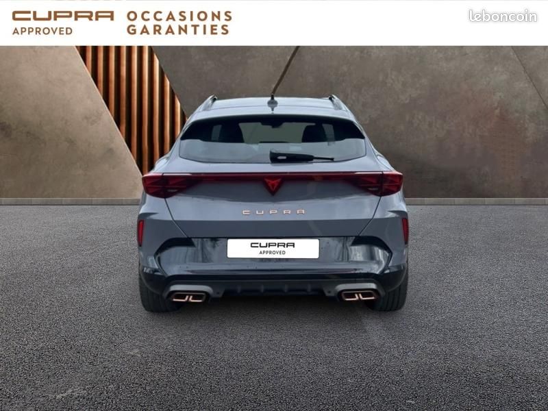 Cupra Formentor 1.5 eHybrid 204ch V DSG6 (image 15)