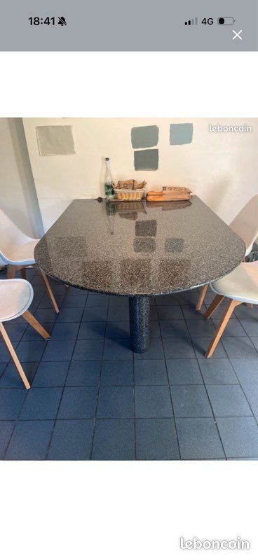 Table en granite noir très bon état (image 1)