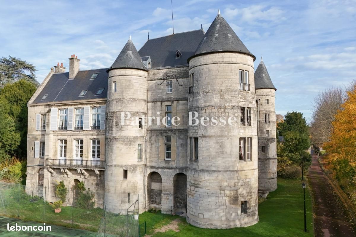 Maison 20 pièces 1000 m² · à Chantilly · 1 000 m² · 1 490 000 €