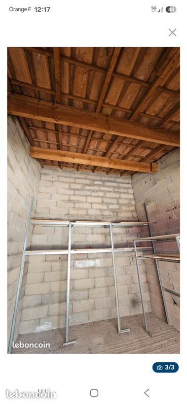 Garage a louer · à Châteaurenard · 120 €