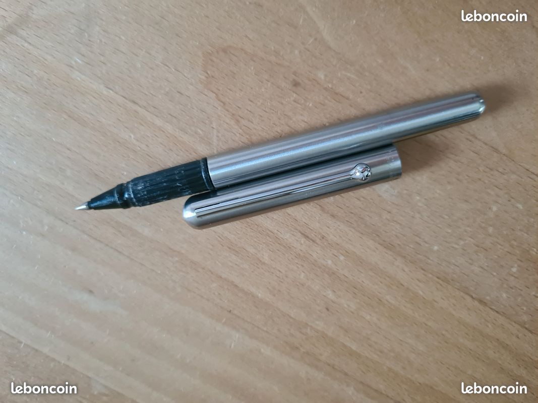 Stylo Roller Waterman En Acier Motif Godron – Occasion, Couleur Argenté, Style Rétro élégant