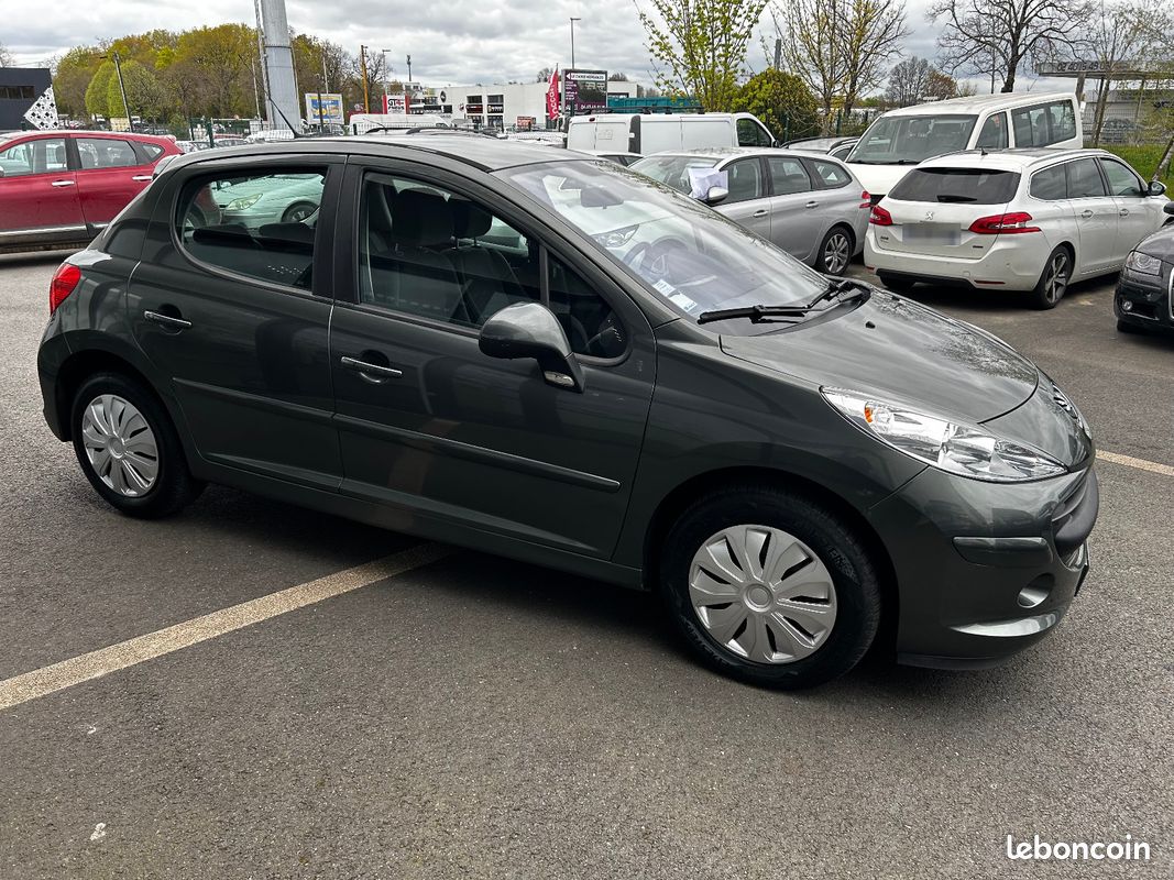 Peugeot 207 1.6 VTI 120CH PREMIUM / PAS UN PURETECH (image 3)
