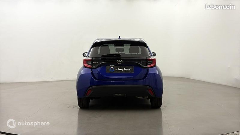 Toyota Yaris 116h Design 5p MY22 (image 6)