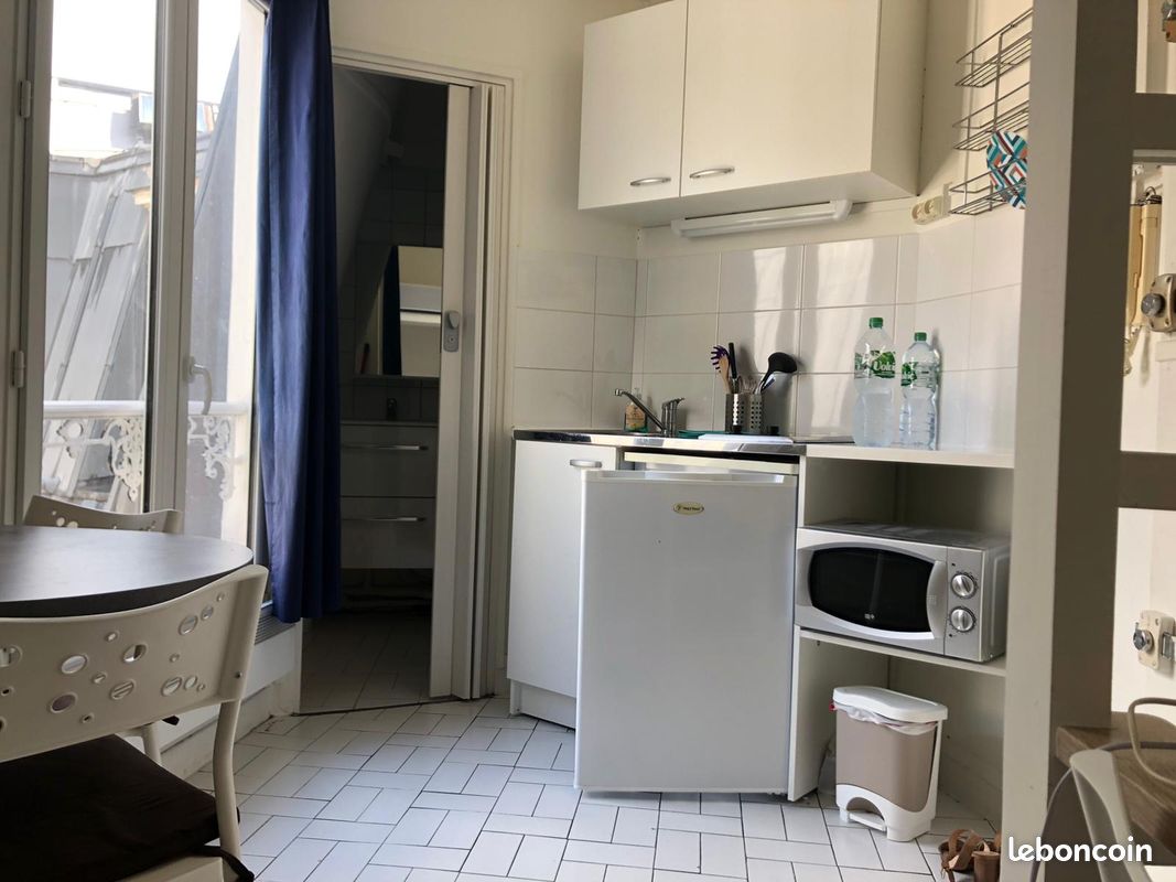 Appartement 1 pièce 15 m² · à Paris · 14,5 m² · 695 €/mois