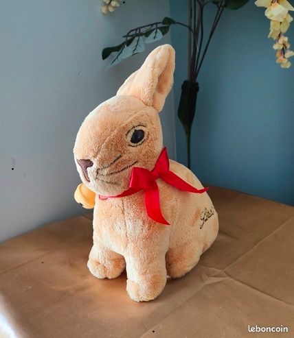 Peluche lapin Lindt (environ 30 cm) (image 3)
