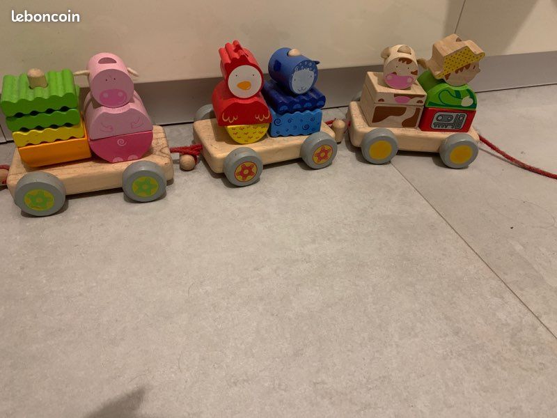 Train en bois (image 1)