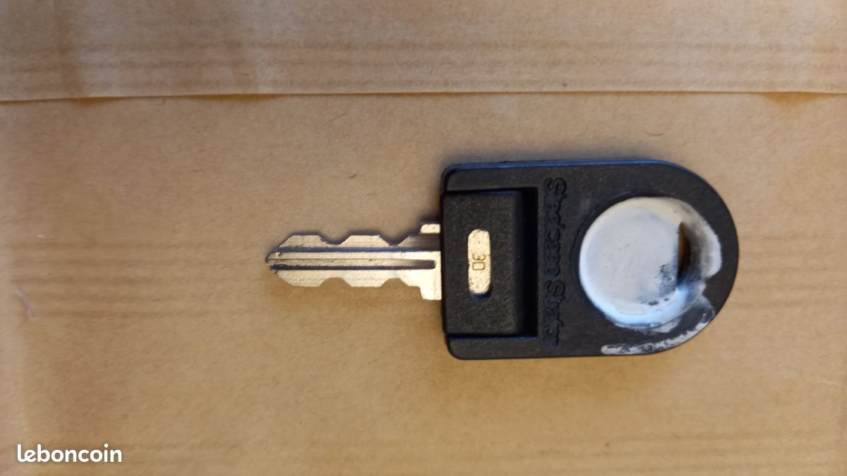 Clé De Classeur De Remplacement Steelcase FR612 - Neuf - Offre : 1 Acheté, Le 2ème à -50%