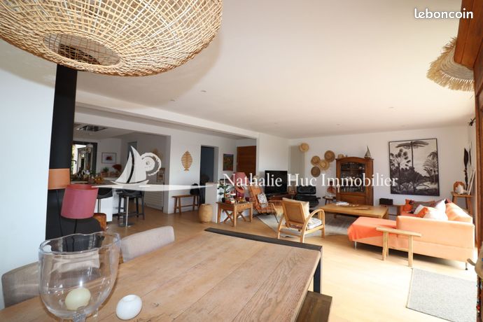 Maison 3 pièces 200 m²