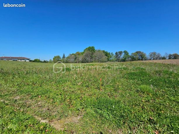 Terrain 1 473 m² Leren