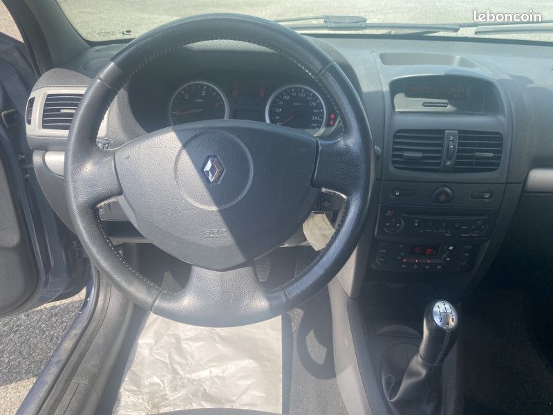 Renault CLIO II CAMPUS 1.5 DCI 85CH [URL masquée pour votre sécurité] 5P (image 5)