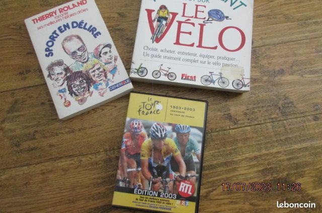 VELO + DVD "lot de trois documents sur le vélo" excellent état (image 1)