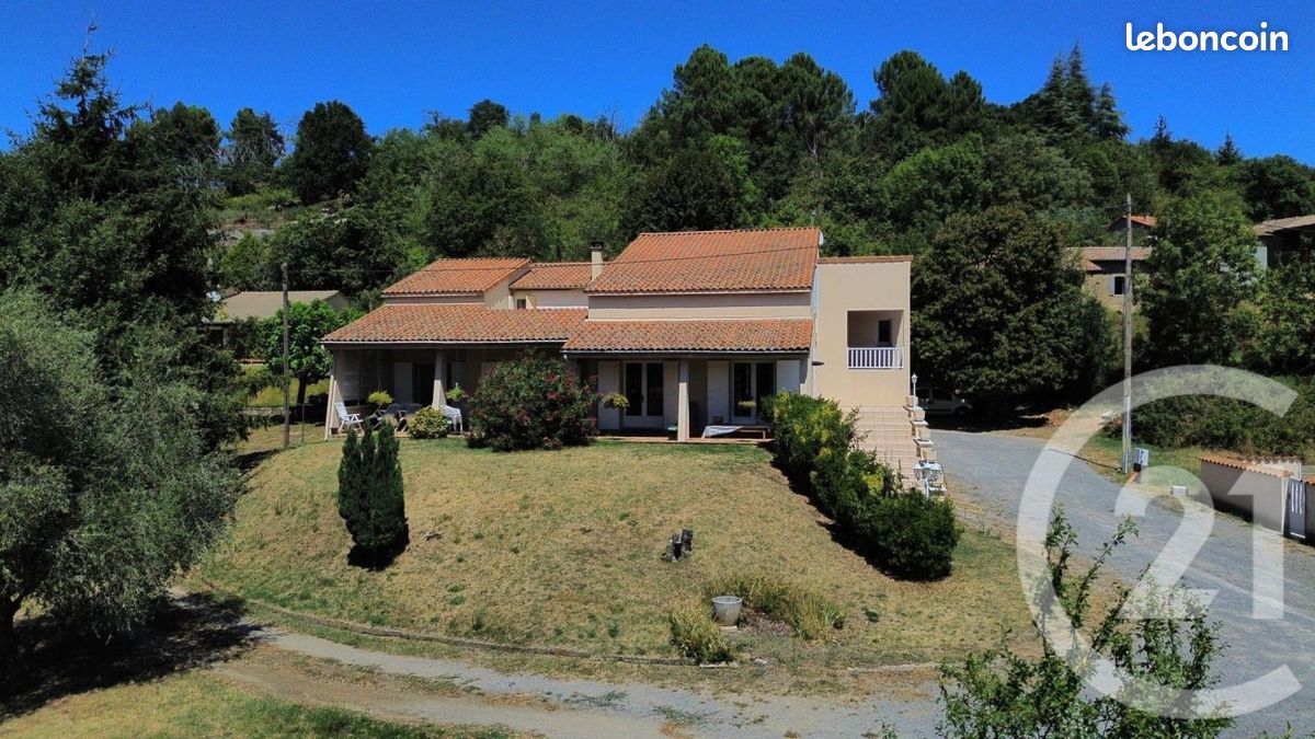 Maison 9 pièces 170 m² · à Meyras · 170 m² · 370 000 €
