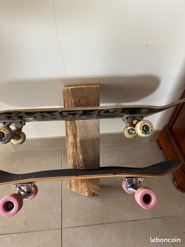 Support Mural Skateboard Venom - Présentoir Vertical/Horizontal En Bois Recyclé Pour Planche De Skate
