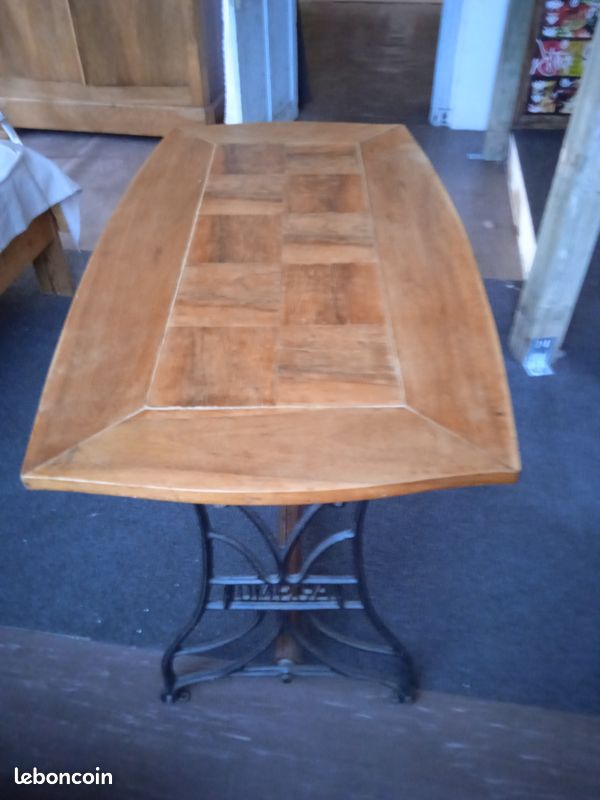 Table ancienne marquetterie (image 1)