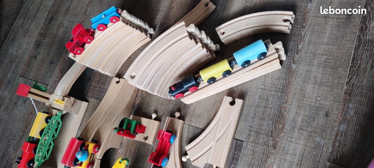 Circuit train en bois brio et ikea (image 1)