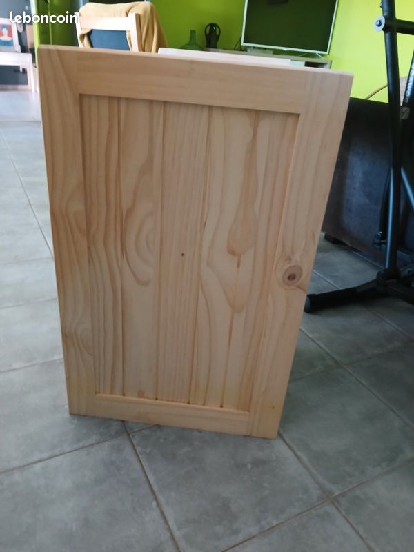 Bureau en pin (image 3)