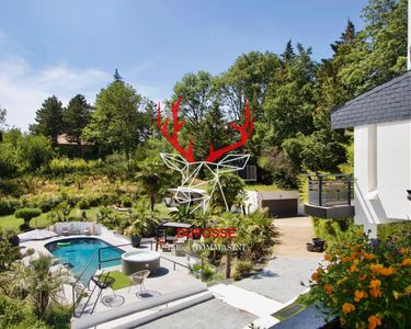 Maison 1 890 000 € - 305 m²