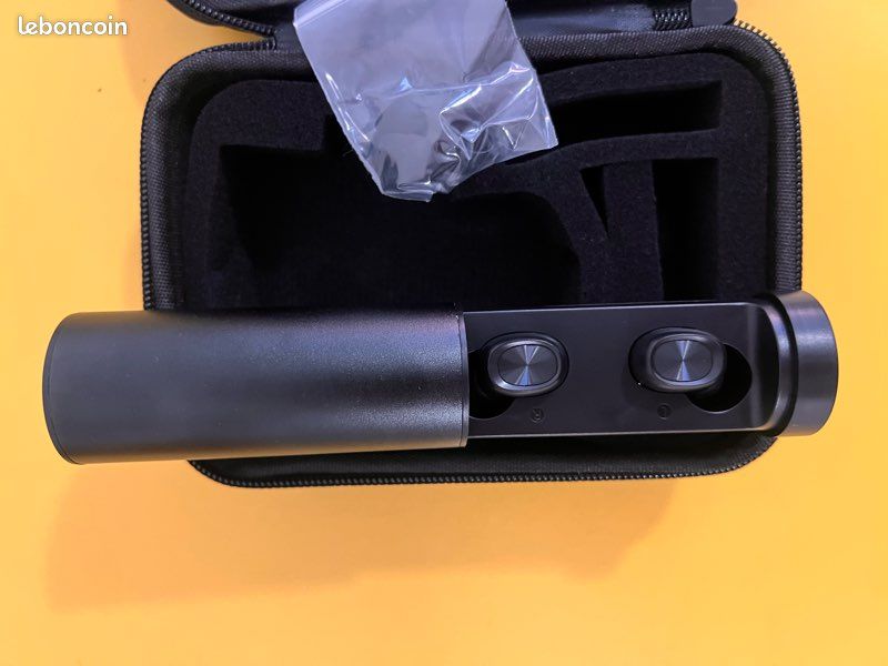 Pack High-Tech 2-en-1 News-tronics – Écouteurs Sans Fil & Smartwatch (image 2)