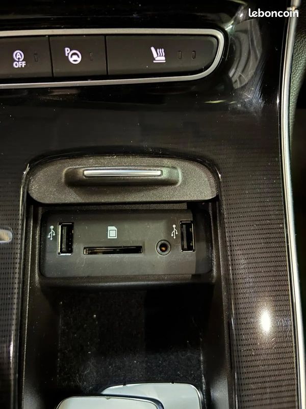 RENAULT Espace 1.6 D 160ch Intens - 2019 - 88 000 km - Toit panoramique - Première main - 7 places (image 17)