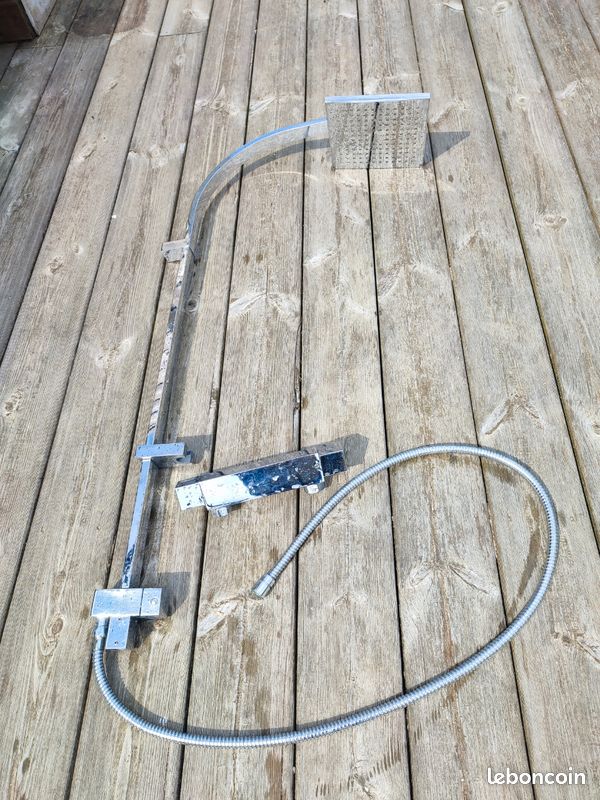 Colonne douche thermostatique (image 1)