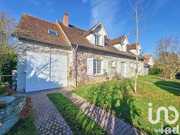 Maison 10 pièces 233 m²