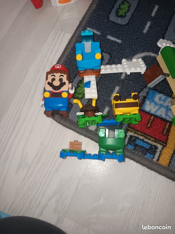Lego mario (image 2)